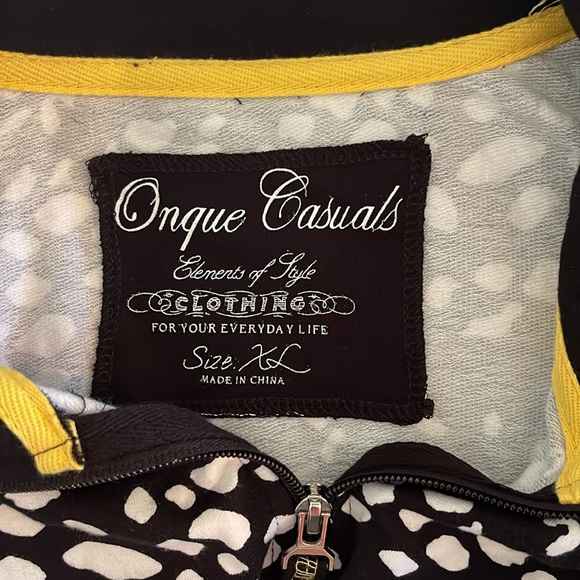 Onque Casuals. Size XL. Like new - Picture 3 of 4